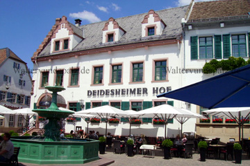 Hotel Deidesheimer Hof in Deidesheim an der Weinstraße, Pfalz