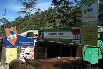 Green Hill Hotel Eliya auf der Insel Sri Lanka in den Bergen zwischen Teeplantagen.