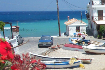 Einer der Traumstrände beim Griechenland Urlaub, wo das ist erfahren Sie auf der nächsten Seite zum Thema.