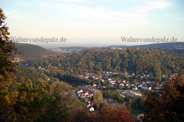 Blick vom kleinen Peterskopf bei Bad Dürkheim