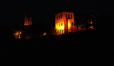 Klosterruine Limburg in Bad Dürkheim, bei Nacht