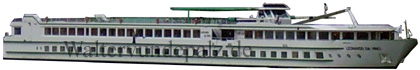 Personenschiff in Ludwigshafen am Rhein