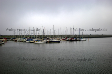 Yachthafen in Ostfriesland.