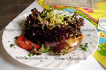 Beilagensalat zum Tgesessen im Restaurant zur Burg, in Ludwigshafen am Rhein